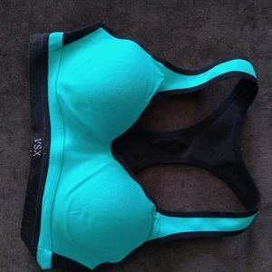 Super cute sports bra!